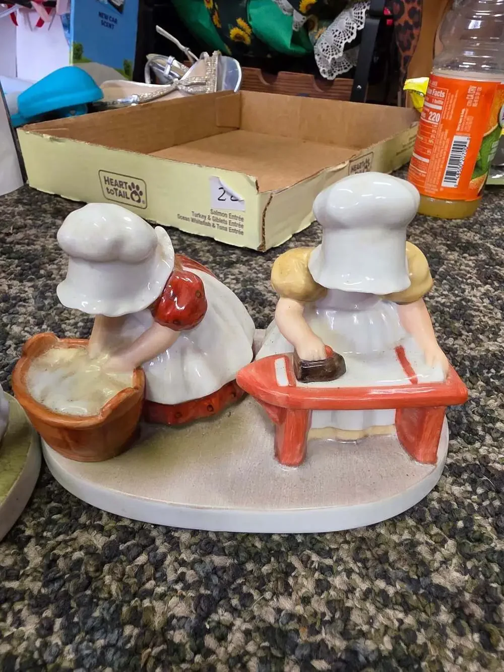 Royal Bayreuth Sun Bonnet Babies Figurines Monday Tuesday